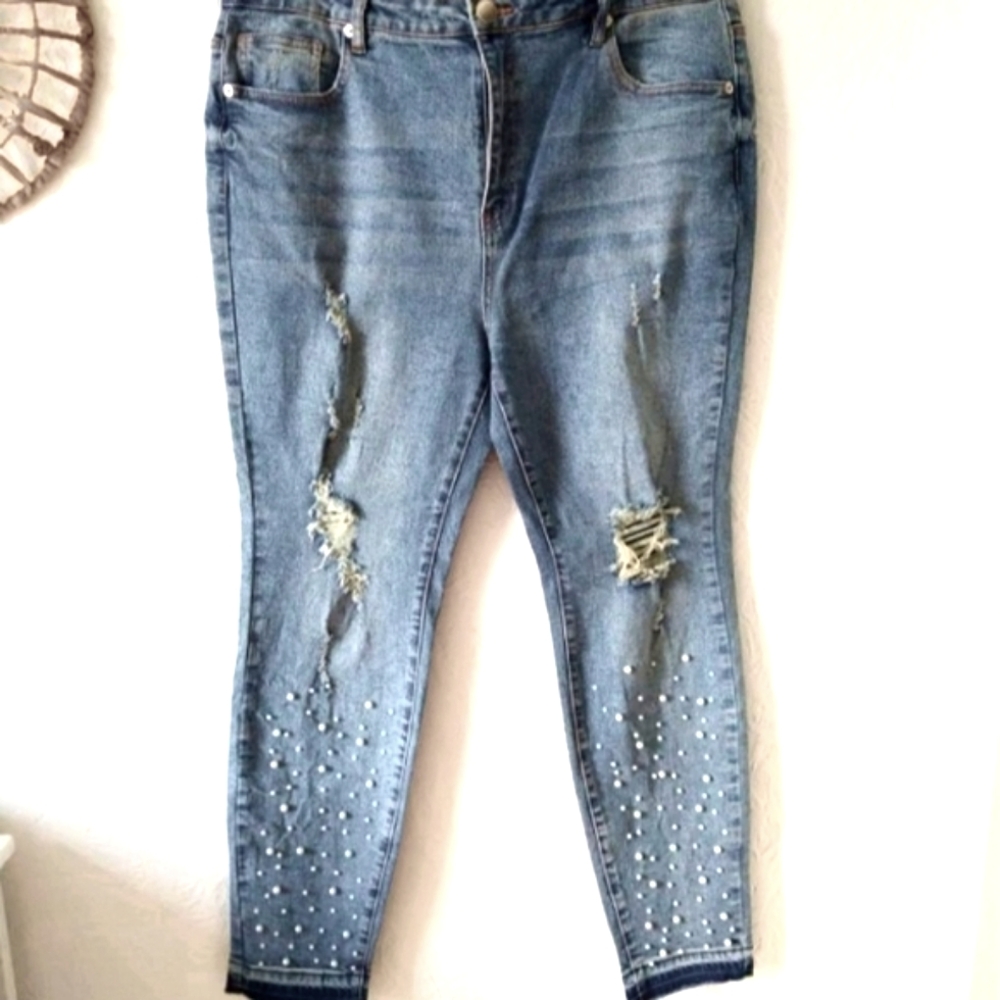 K. Jordan Distressed Denim Hi Rise Jeans NWOT Size 18